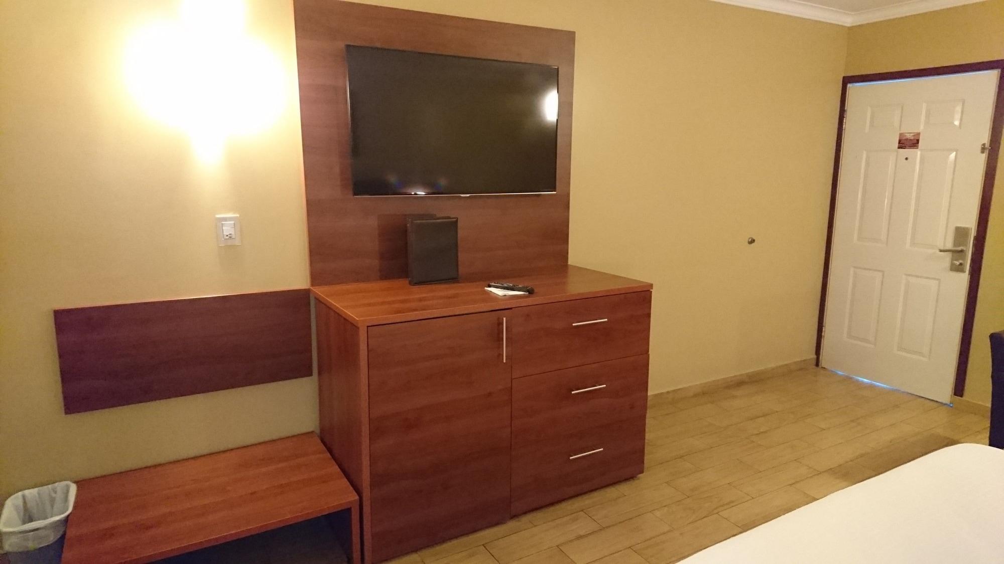 Hotel San Sebastian Ермосільо Екстер'єр фото