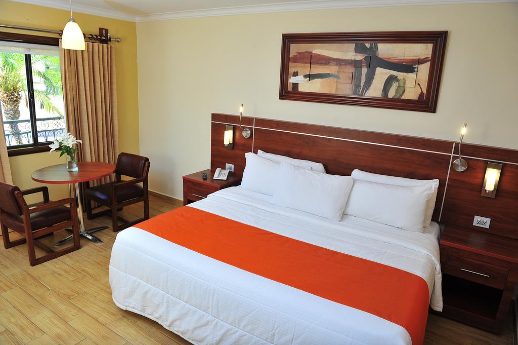 Hotel San Sebastian Ермосільо Екстер'єр фото